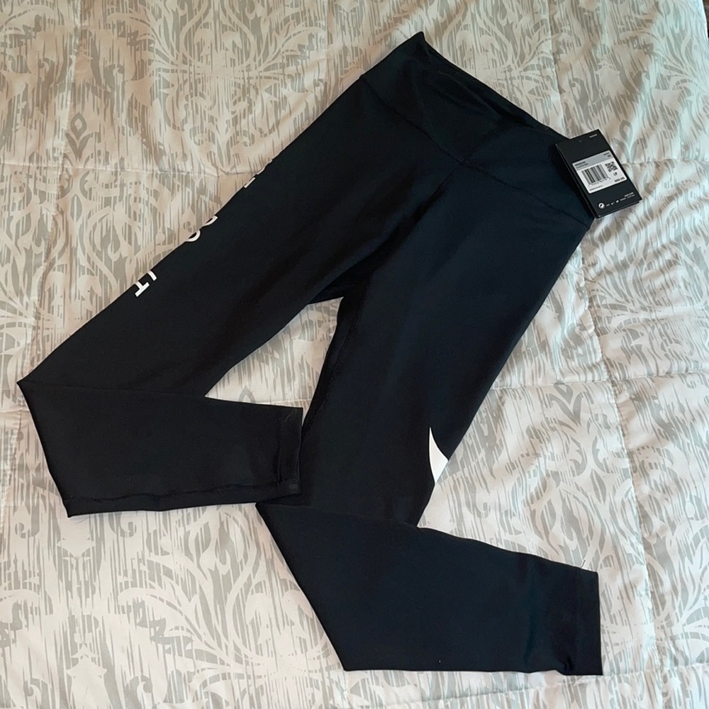 Brand New Nike Dri-fit leggings